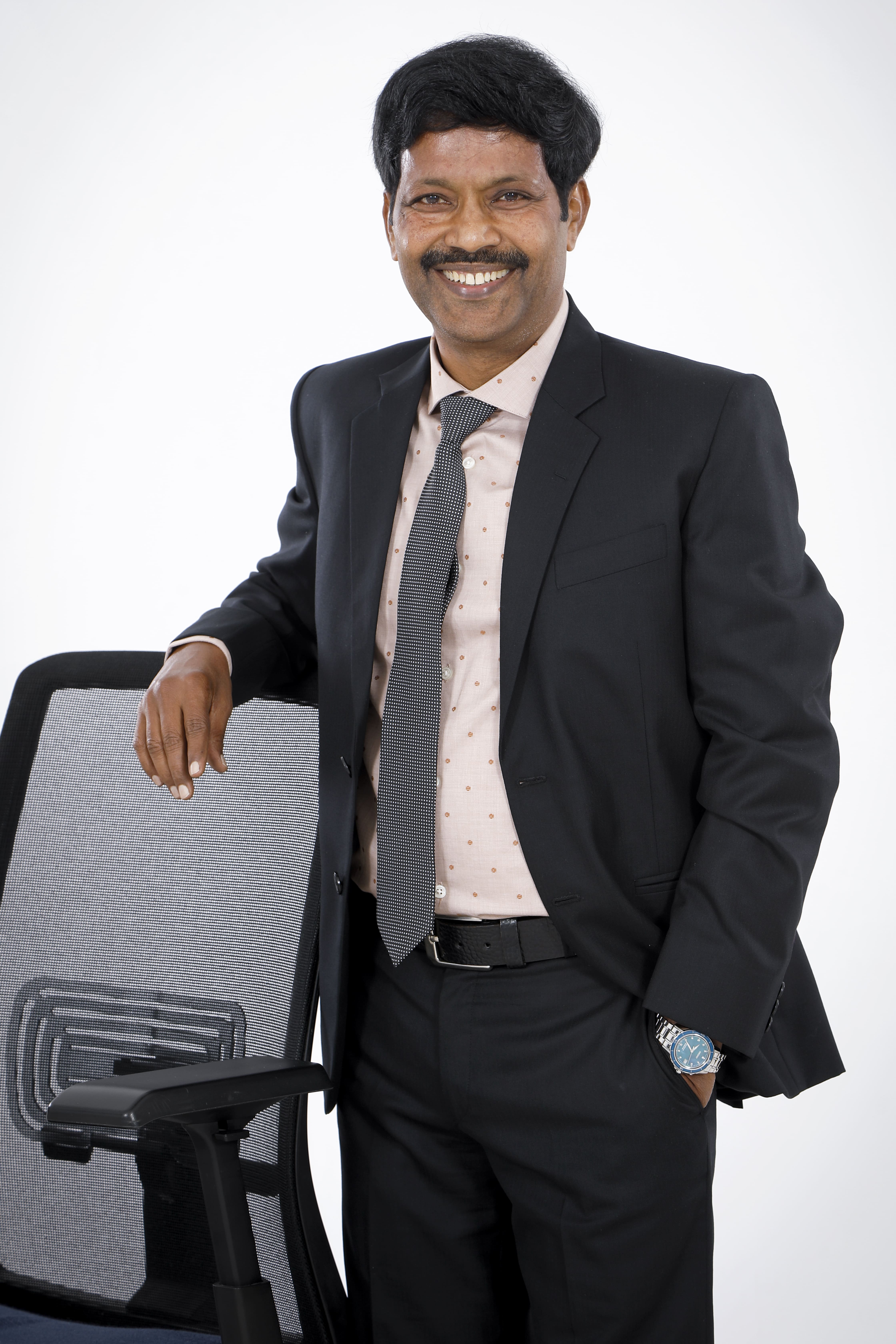 Mr. R Duruvasan